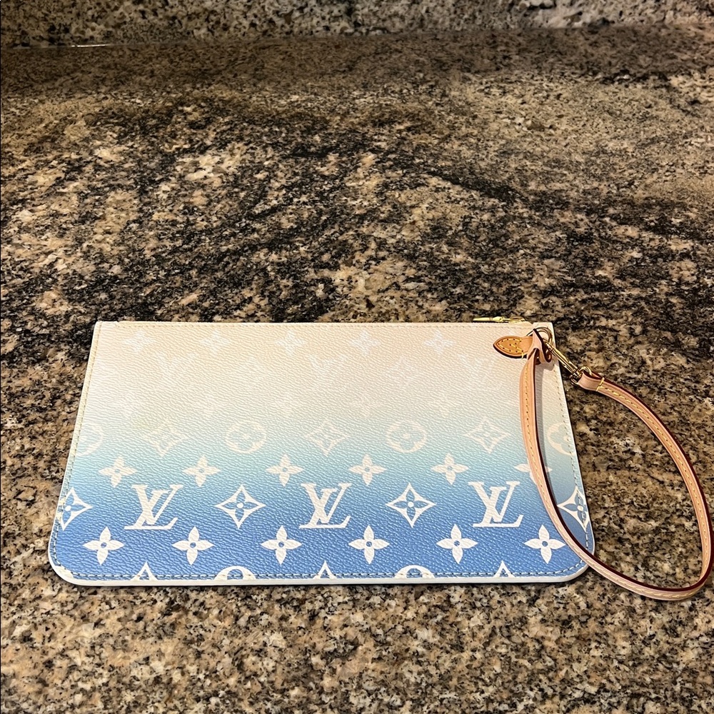 Louis Vuitton Monogram By The Pool Neverfull MM Pouchette - Picture 3 of 14